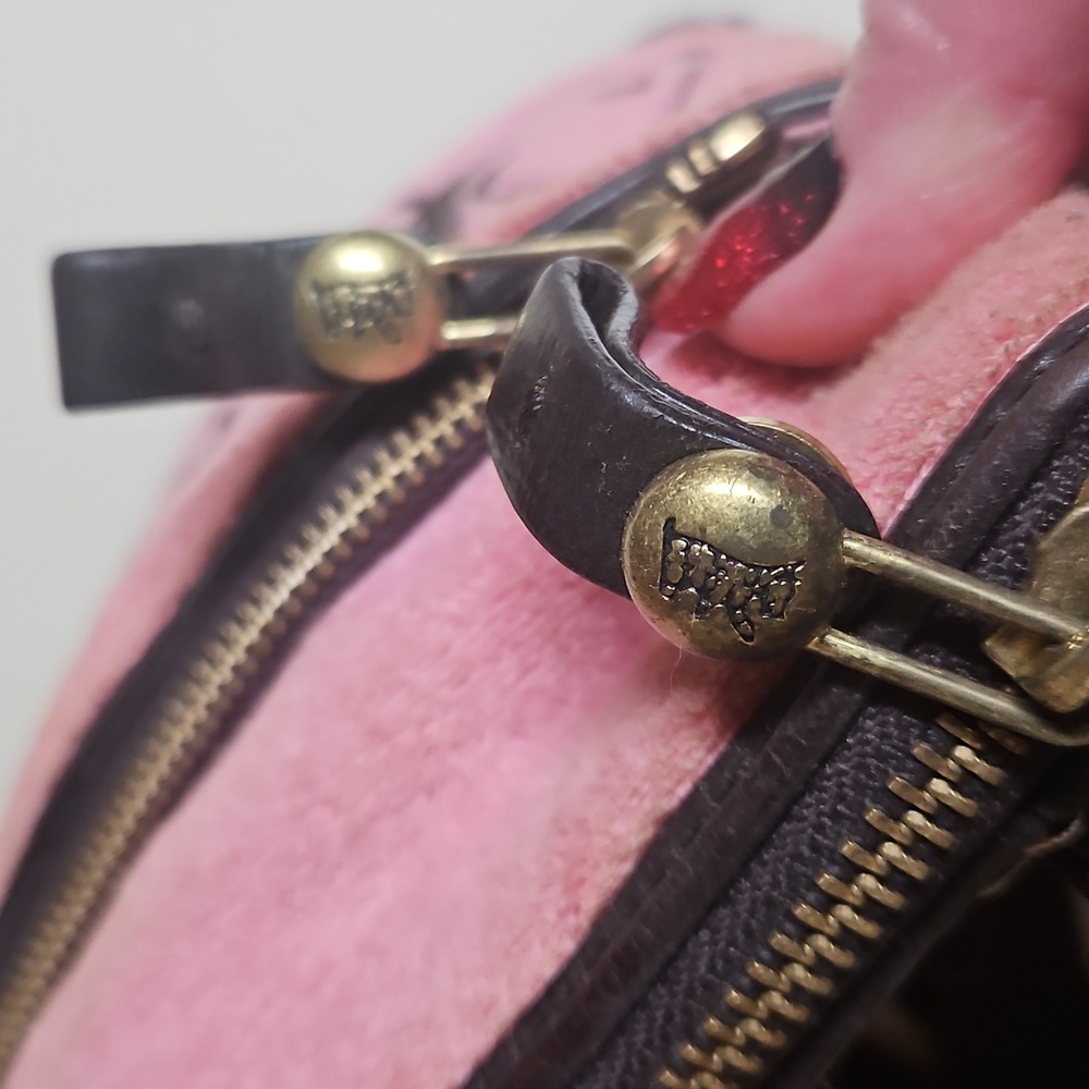 Juicy Couture 🥳 HOST PIC🥳 y2k Velour Crown Juicy Small Crossbody Bag - Picture 11 of 17
